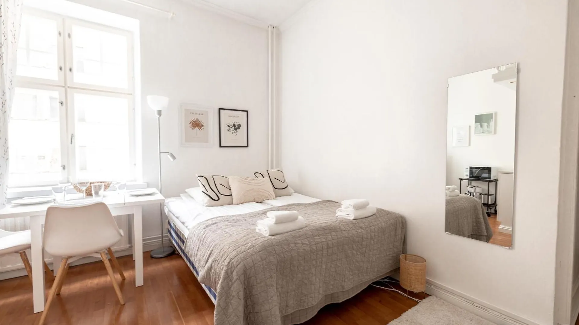 2Ndhomes Cozy And Compact Studio In Kamppi Helsingfors