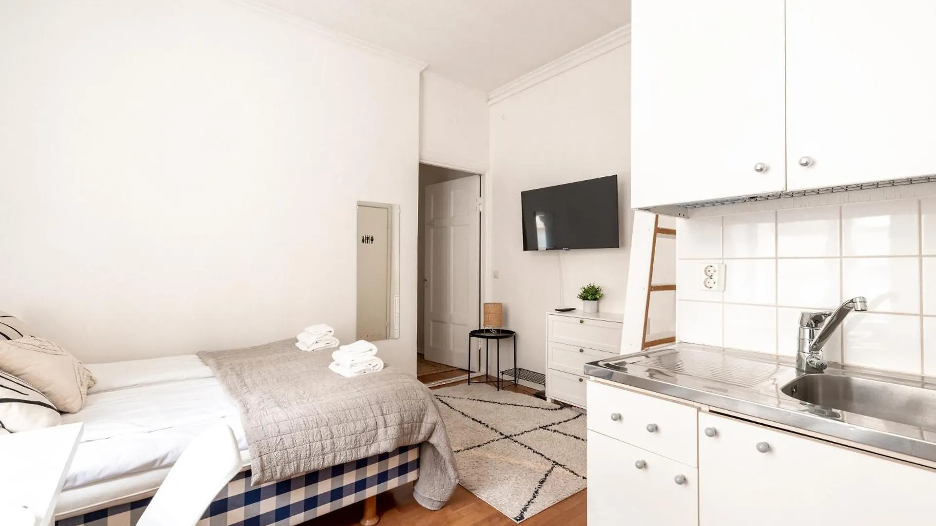 2Ndhomes Cozy And Compact Studio In Kamppi Helsingfors Lägenhet