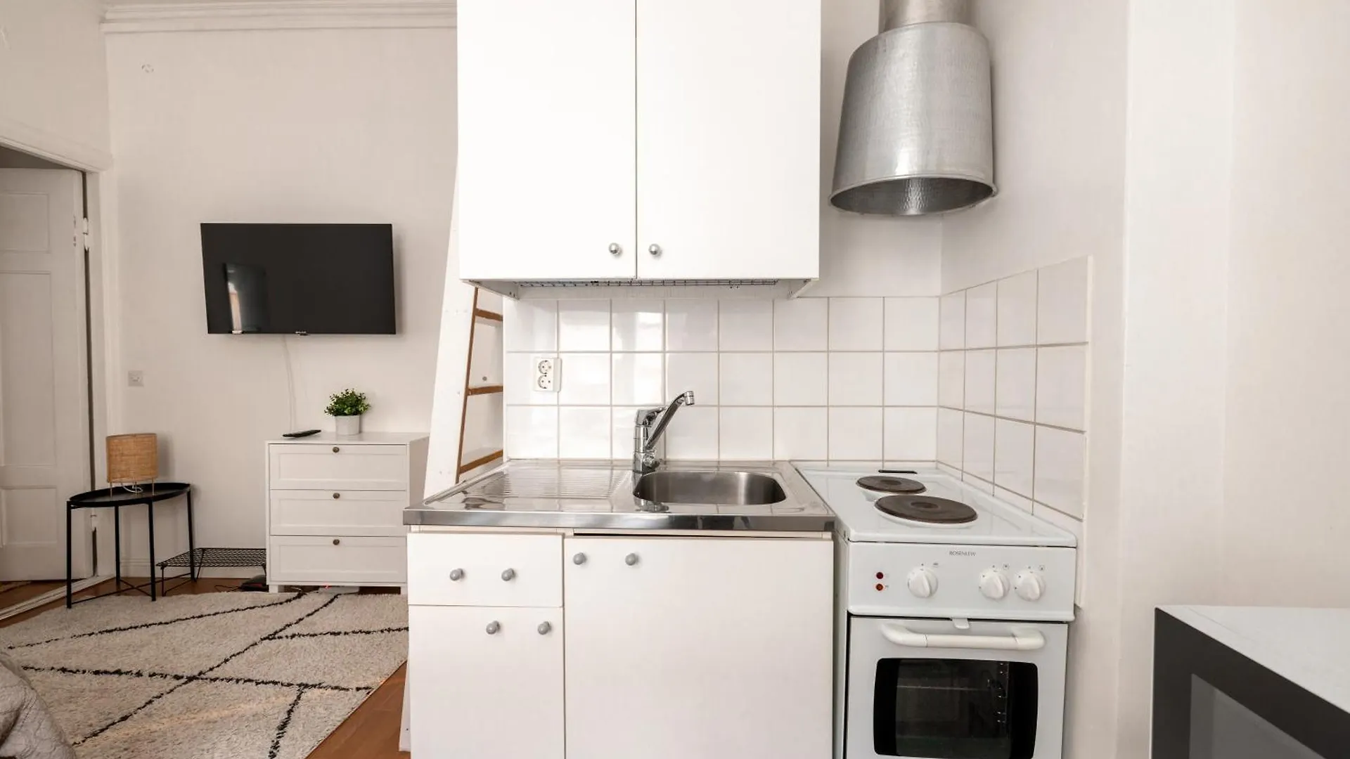 2Ndhomes Cozy And Compact Studio In Kamppi Helsingfors Lägenhet